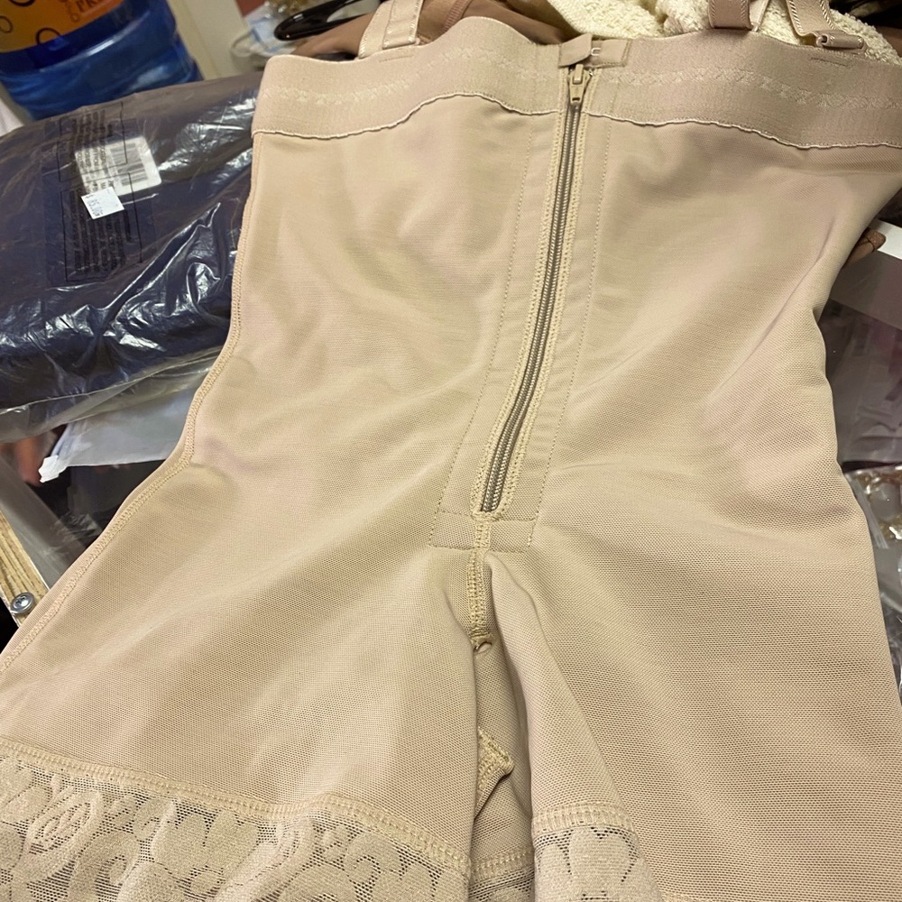 Shapewear - Picture 4 of 5